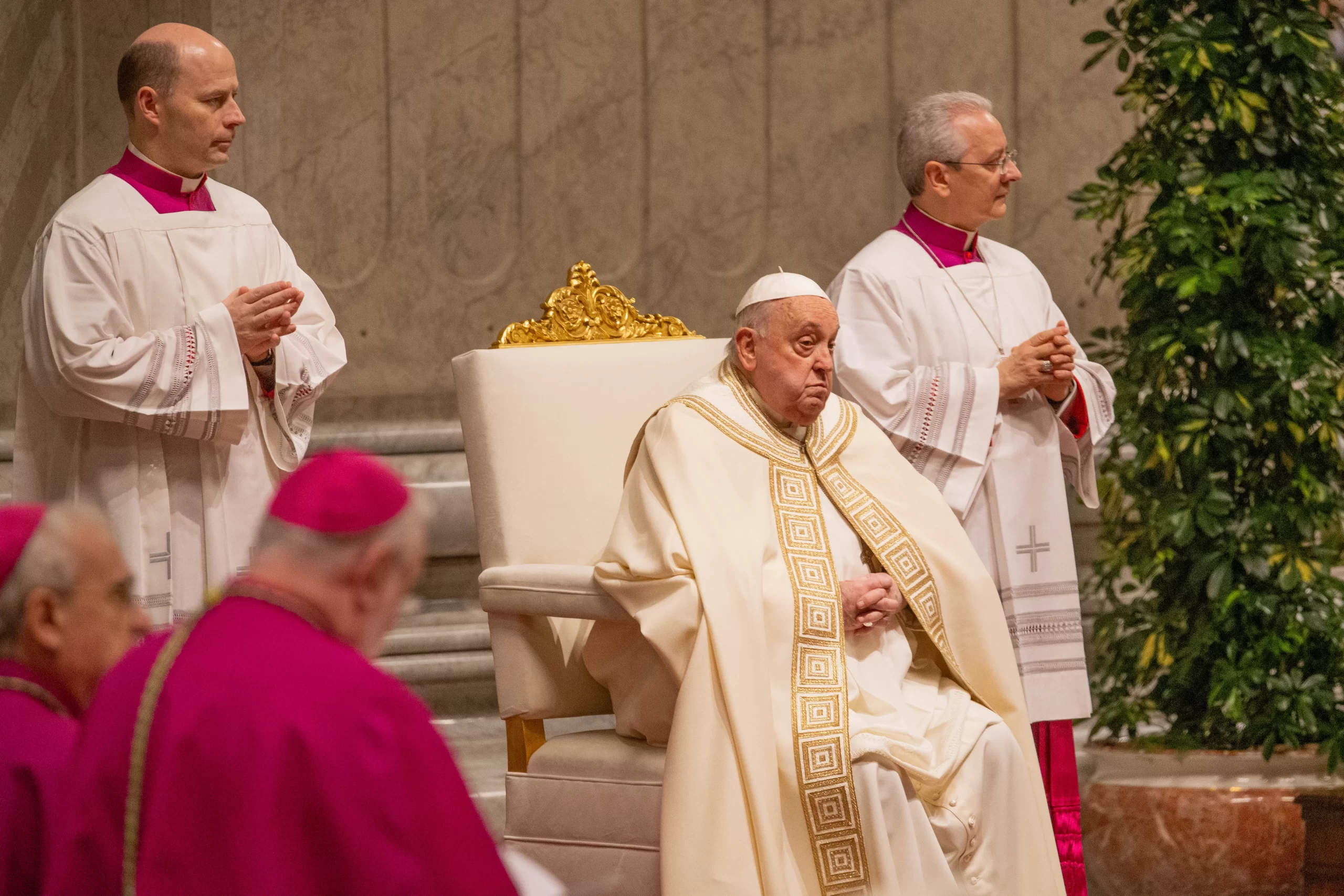 Pope Francis presides over first vespers for the World Day for Consecrated Life flanked by monsignors at St. Peter's Basilica in Vatican City, Feb. 1, 2025. Credit: Anhelina Martsisheuskaya/CNA