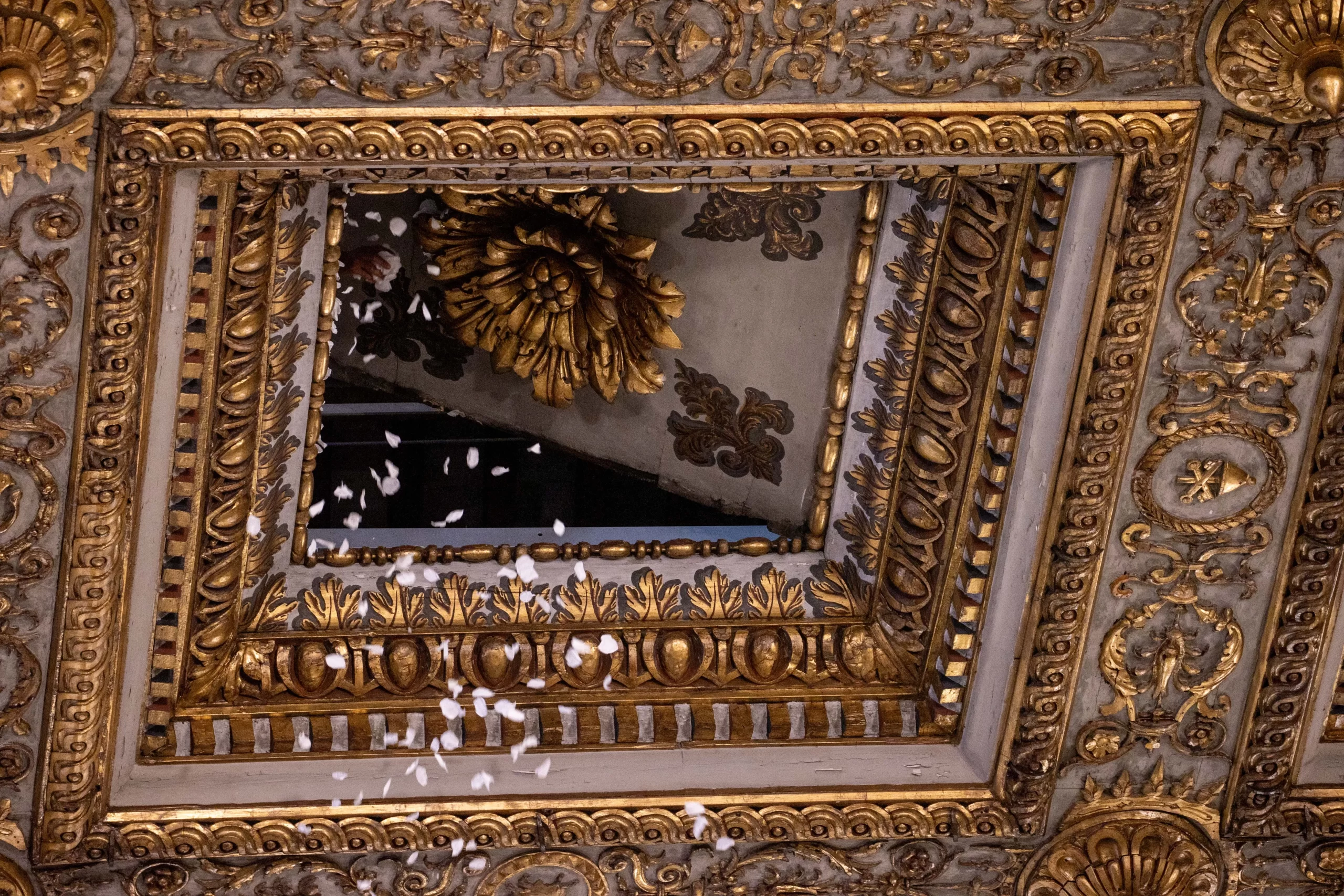 A reenactment of the miracle of snow is celebrated with white flower petals falling from the ceiling at the Basilica of St. Mary Major in Rome on Aug. 5, 2024. Credit: Daniel Ibañez/CNA