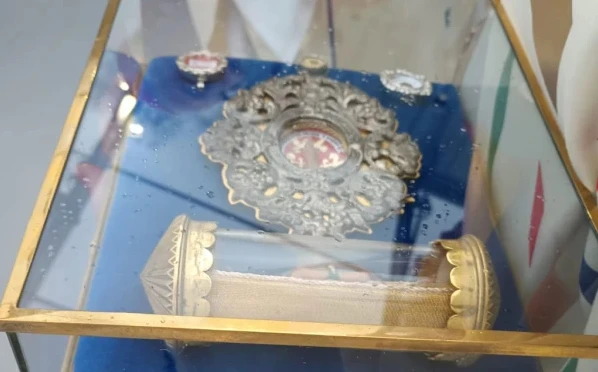 Relics placed within the altar of the Cathedral of Notre Dame in Paris on Dec. 8, 2024. Credit: Courtesy of Martín Muñoz Ledo