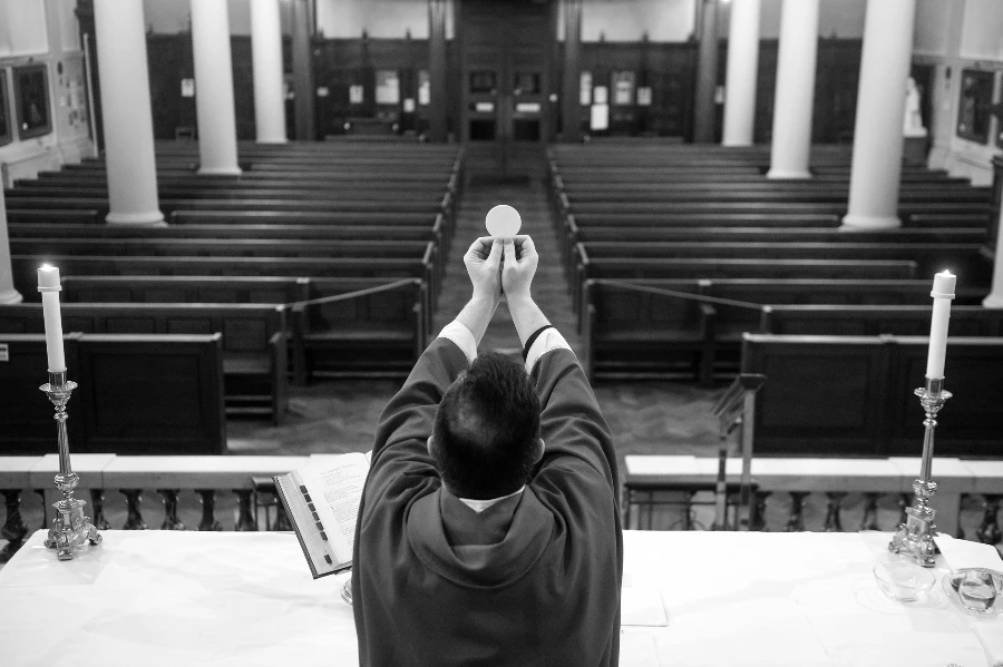 A Catholic Church in England during the COVID-19 pandemic. Credit: Mazur/cbcew.org.uk