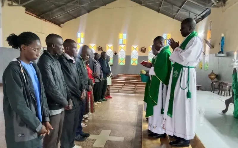 A blessing of pilgrims who are on their way to Uganda Martyrs' Day, May 21, 2024. Credit: St. Joseph the Worker Kongoni Parish/Kakamega Diocese