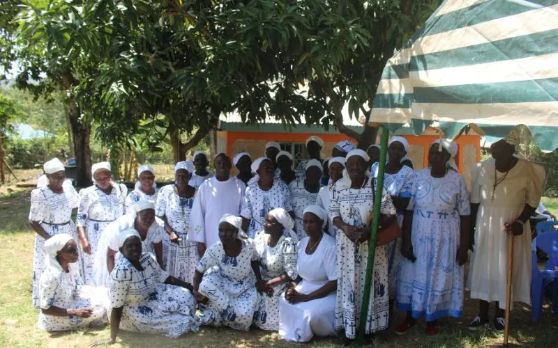 Members of St. Monica Widows Group gather for a photo after Mass at St, Aloysius Gonzanga Parish in the Archdiocese of Kisumu, Kenya. Credit: Agnes Aineah/ACI Africa