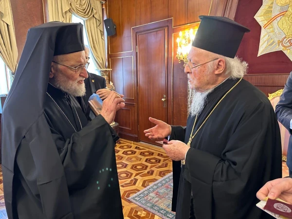 Ecumenical Patriarch Bartholomew I (right) speaks with Melkite Greek Catholic Patriarch Emeritus Gregory III Laham during a meeting with the German Association of the Holy Land pilgrimage group in Istanbul, March 12, 2025. Credit: Martin Rothweiler/EWTN Germany